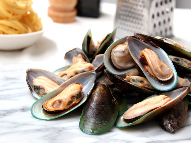 New Zealand Half Shell Mussel Large 1kg